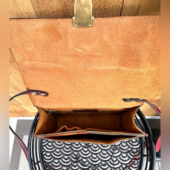 Patricia Nash Ladies Crossbody  Purse And Card Wallet Set - Picture 7 of 12